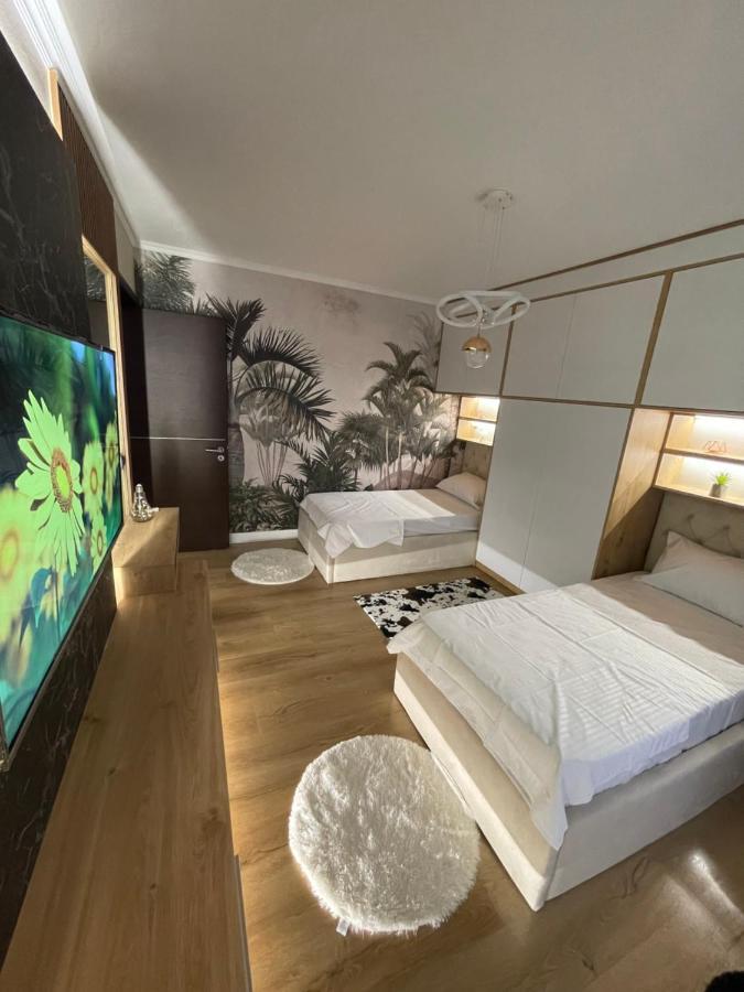 Superior 2Br Apartment Тирана Екстер'єр фото
